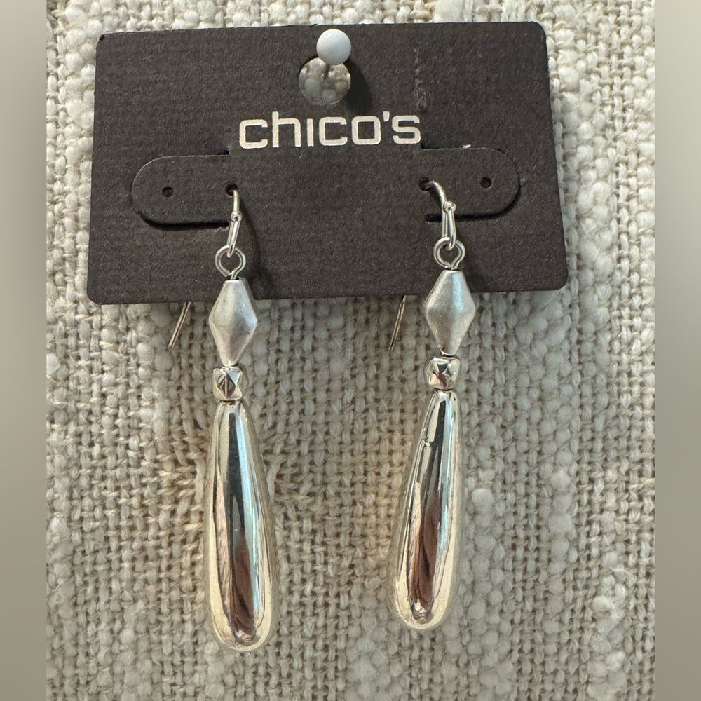 0119-Chico's Silver Drop Earrings‎